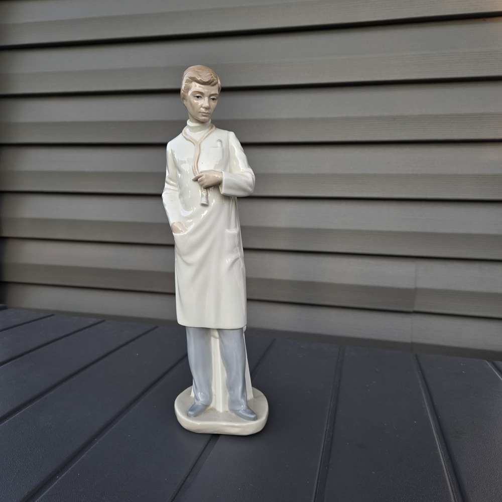 NAO By LLADRO Porcelain Figurine Male Doctor